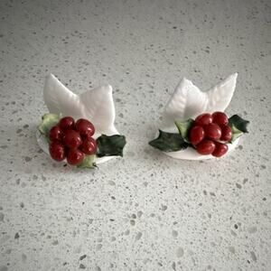 Coalport Bone China Christmas Holly Berry Oval Napkin cards holder Set of 2
